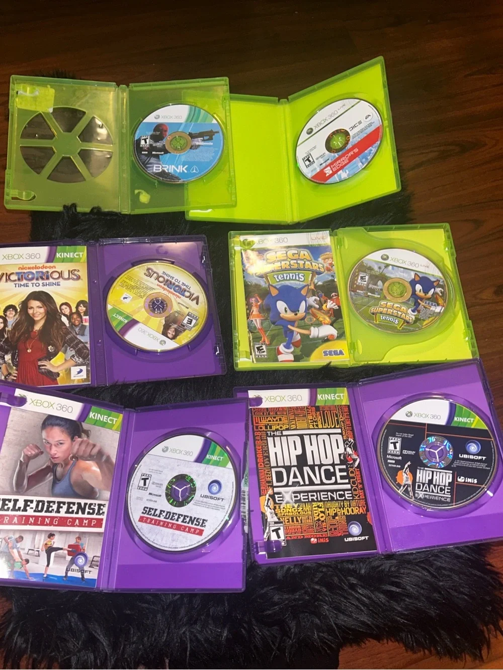 Retro 6 Xbox 360 Game Bundle - Mirror's Edge, Sega Arcade, Kinect Dance Games